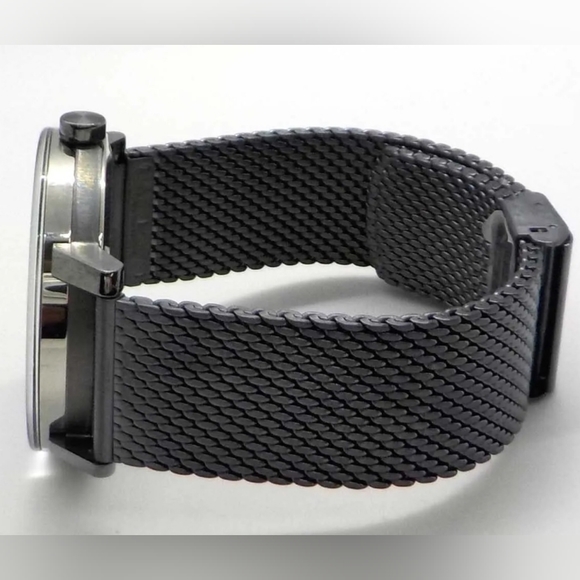 ***SOLD*** Movado Unisex Bold Evolution Quartz Grey Dial Watch - Picture 8 of 12